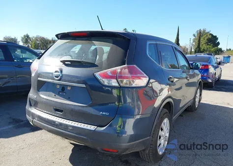 2016 Nissan Rogue S z USA, uszkodzony, nr VIN 5N1AT2MV7GC877117
